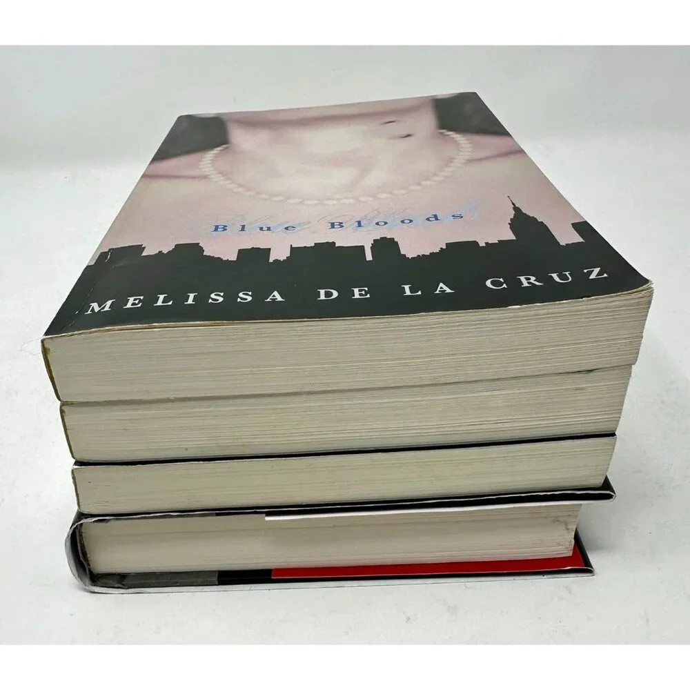 BLUE BLOODS SERIES 4 BOOK LOT ~ MELISSA DE LA CRUZ 1 2 3 4 Trade Paperback/HC DJ - Picture 3 of 14
